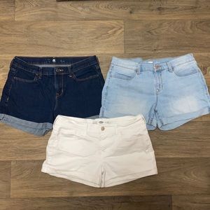 3 Pairs of Women’s Old Navy Shorts